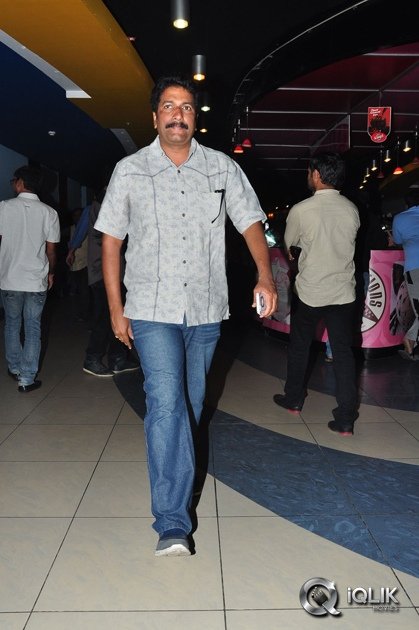 Eedorakam-Aadorakam-Movie-Team-at-Prasads-IMAX